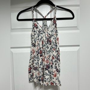Tank top with Adjustable straps